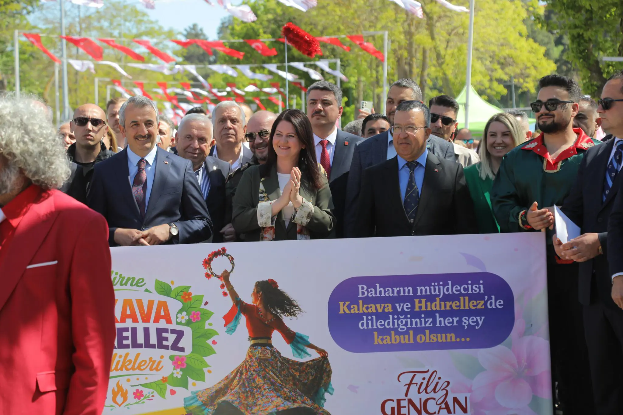 EDİRNE’DE KAKAVA RUHU: BAŞKAN GENCAN “BU ATEŞ AYRIŞTIRMAZ, BİRLEŞTİRİR” galeri görseli